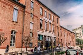 جامعة EMA  فرنسا